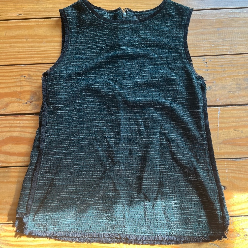 (412) BANANA REPUBLIC TOP